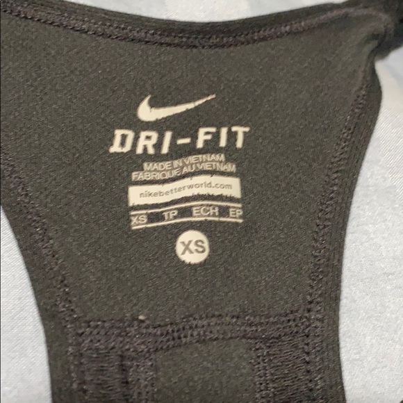 Nike Dri fit tanks - Picture 5 of 10